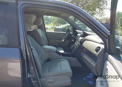 2014 Honda Pilot Lx z USA, uszkodzony, nr VIN 5FNYF4H21EB050252